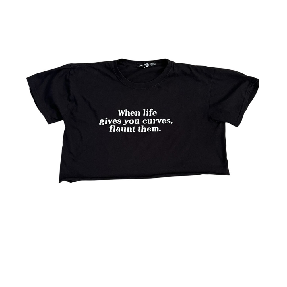 Oversized Cropped When Life Gives You Curves, Flaunt Them Tee